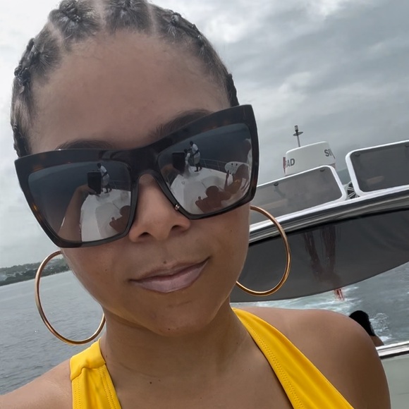 Balenciaga sunglasses - Picture 6 of 6